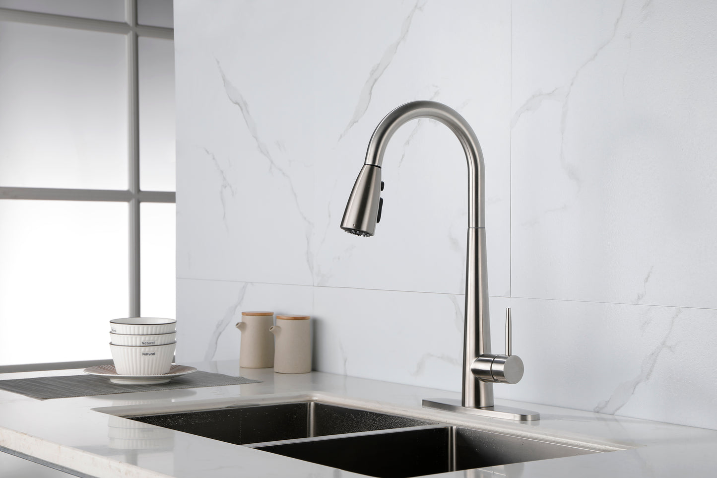 Pulenta Pull-Down Kitchen Faucet | Brushed Silver - Default - bathroom faucets