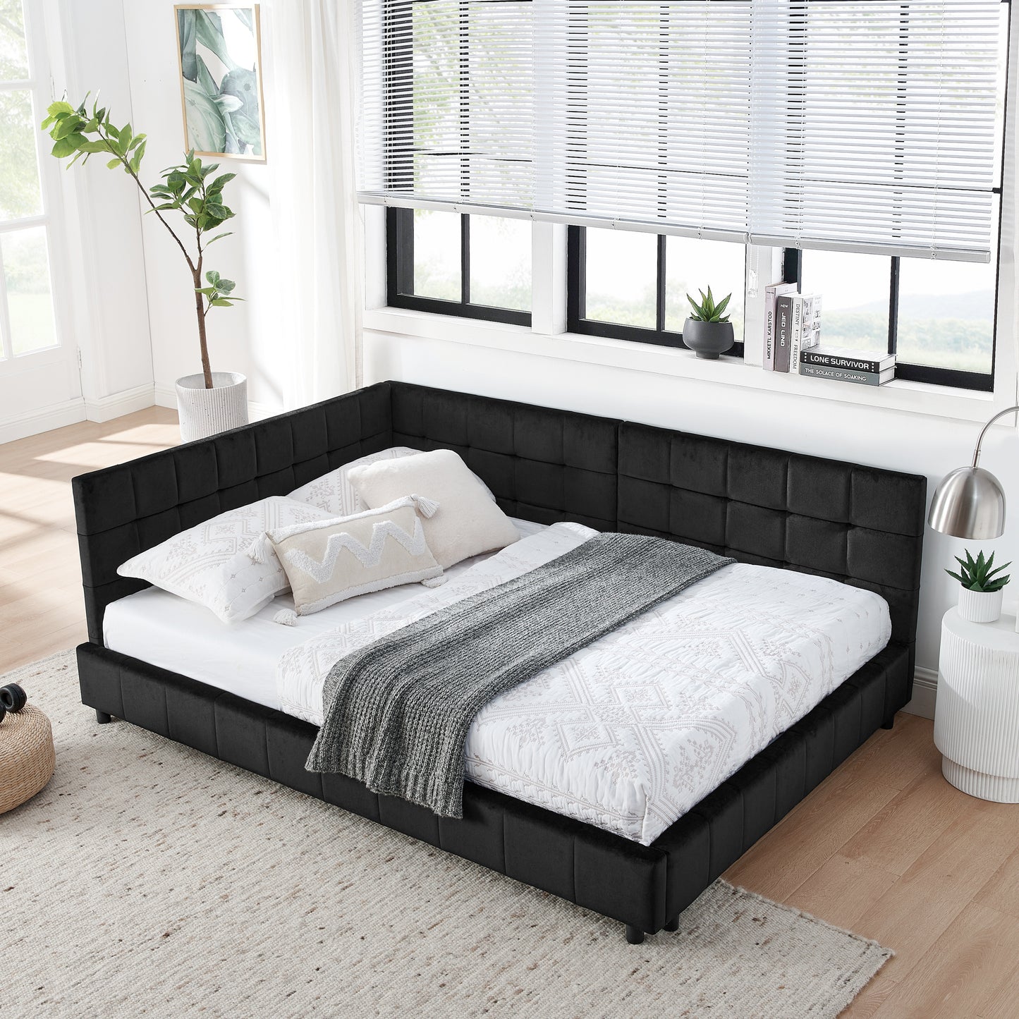 Ligesa Mid-Century Full Size Bed Frame | Velvet Black - Default - bed black