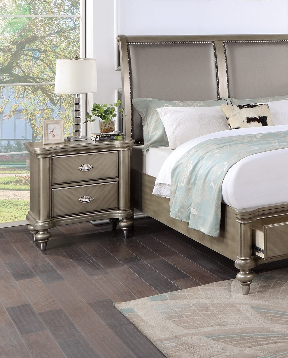 Tades Luxury Antique Nightstand | Champagne - Default - nightstand