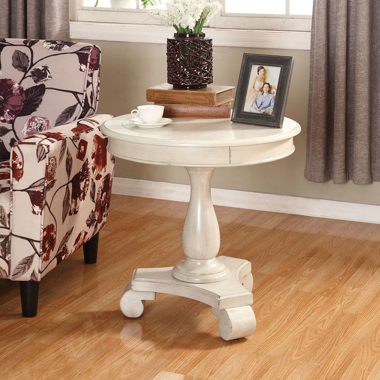 Rene Round Side Table | White - Default - tables