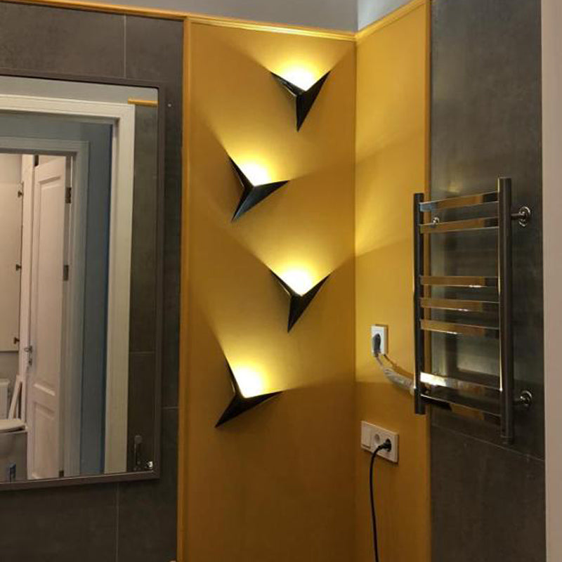 Vonnes Triangle Wall Light - - black gold Spotlight Wall Light white